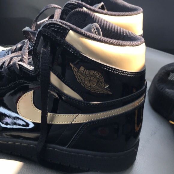 Jordan Other - Nike Air Jordan Retro 1 Hi 🔥🔥